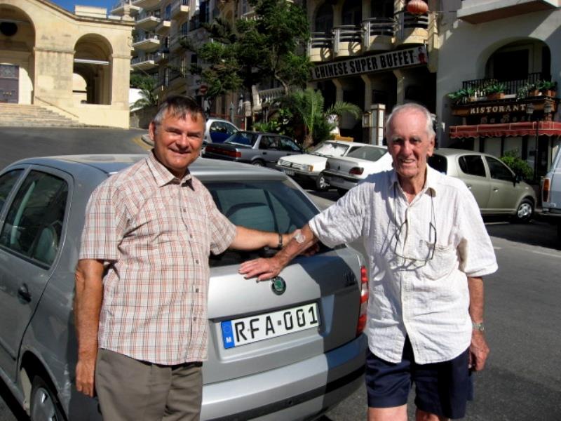 Roger Davies & Byron Jones
with number plate

