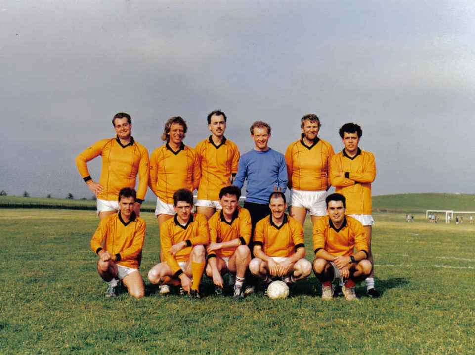 RFA Regent Football Team 
Back : Steve Cummings, Bob Harris, ........ Tony Goodall. 
Front : Chris Clarke .............. Phil Lloyd. 

