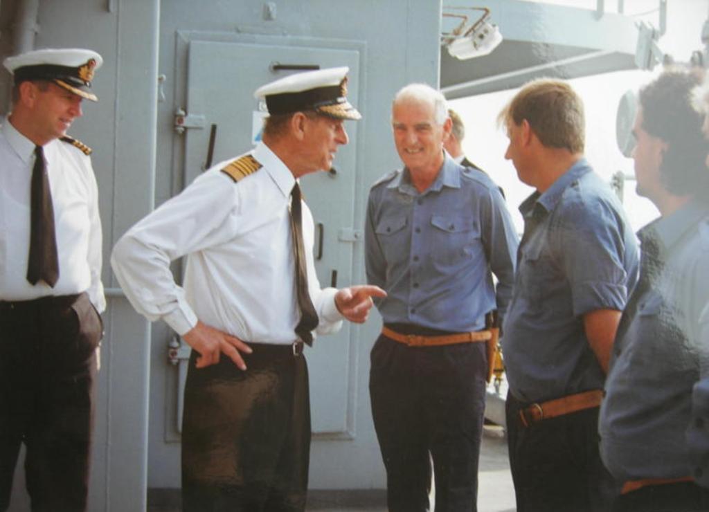 Peter Nelson, HRH, Bosun Mick Williams.
Fort Grange Royal Visit 1993 -->
