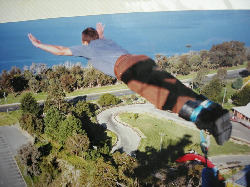 Cliff Rowe bungy jumping Freemantle Australia 
