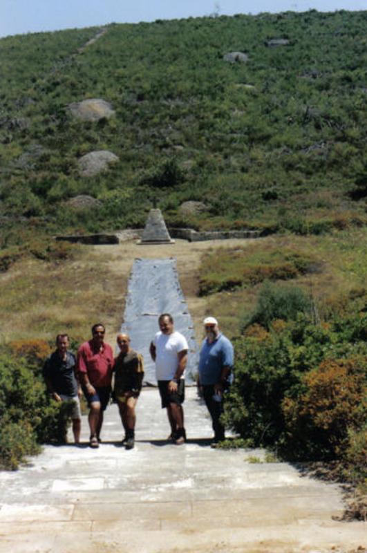  Messrs Jim Caffrey, Kevin Cooper, Clive Wilkinson, Les Burgess, ? at Milna Memorial Island of Viz
RFA Fort Grange Split 1999
