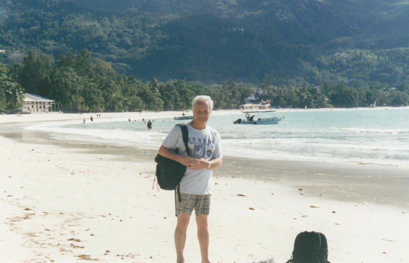 Dave Chambers
 RFA Fort George  Seychelles 2001

