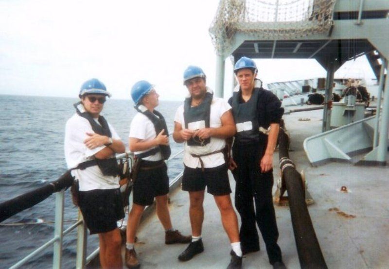 Black Rover Ras Gang. 1998
Left to Right LH/(D) Andy Straw, SG2 'Bloggsy', SG1A Andy Gunn, and MM Unknown. Taken in the West Indies.
