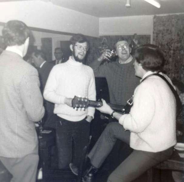 Long Course 1973 in the Pub
Martin Glanville, Bob Knight, John Shorter, Angus Ross.
