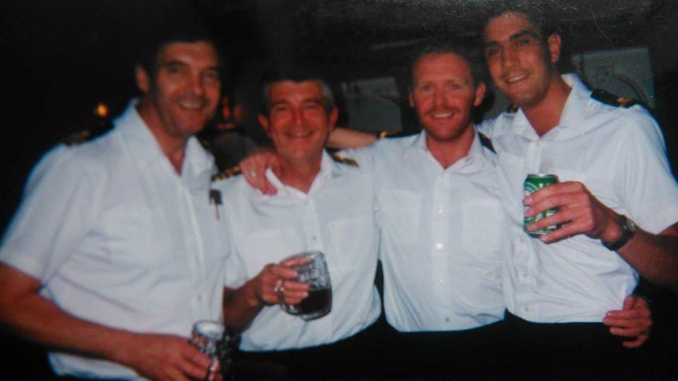 RFA Fort Austin 1998 - 1999
Frank Ross, Barry Roberts, Alex Goodwin, Matt Perry
