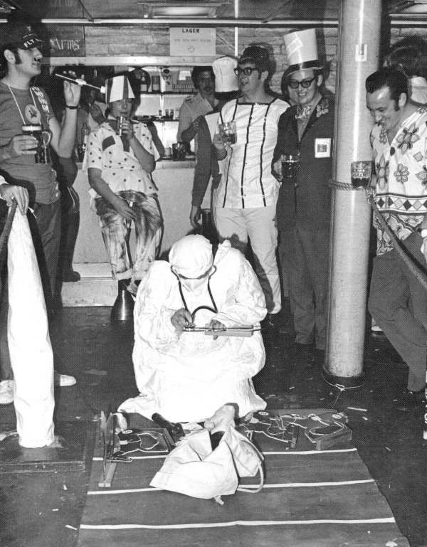 Regent Horse Race 1970-71
David Thomas &
