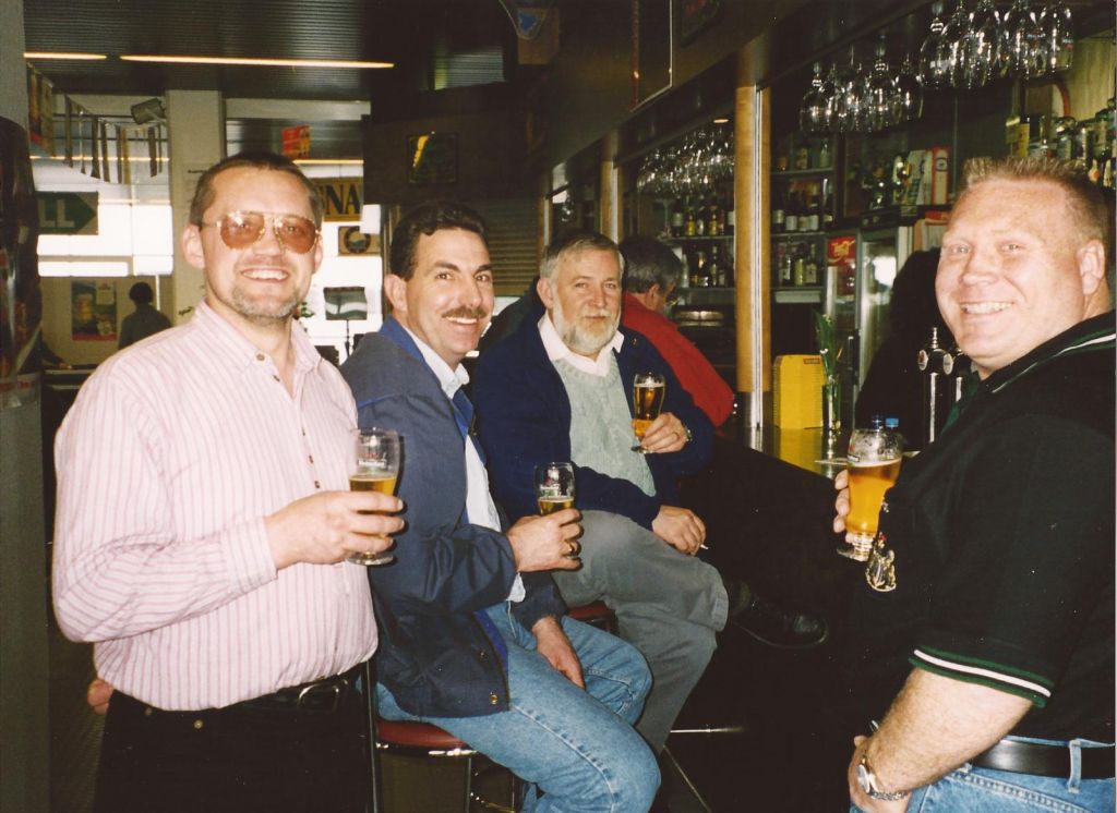 Fosties in Roscoff
Joe Richardson, Steve Dale, George the CPO(Yeoman) and SE fella Gordon Allen.
