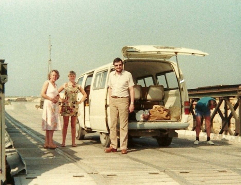 Lancelot Cyprus 1981
Time off l/r ??, Kate Bliss, Geoff Norsworthy
