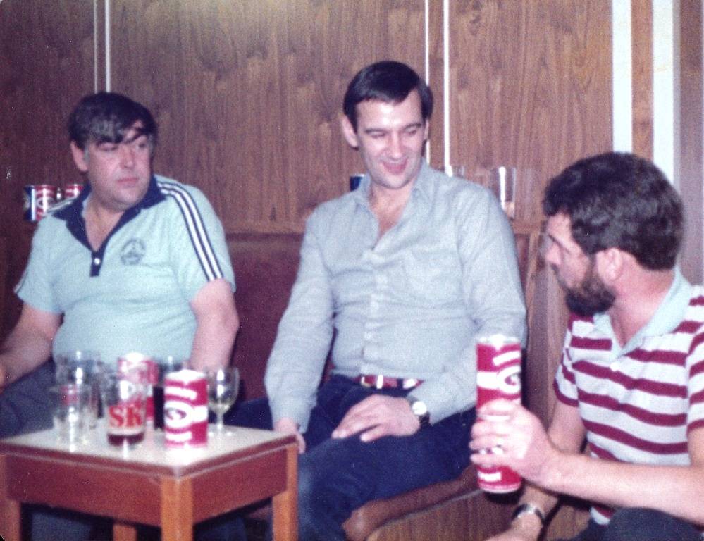 Mike Tyerman, Maurice McGee & Dennis Scougal 
1984
Alan Bond
