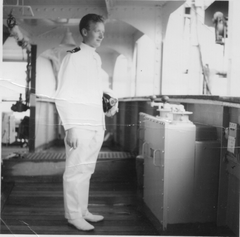 Robert Redhead
Fort Rosalie 1970.
RIP - [url=http://www.rfa-association.org.uk/index.php/main/finished-with-engines/crossed-the-bar/331-second-officer-x-robert-bob-redhead-crossed-the-bar]Announcement here.[/url]
