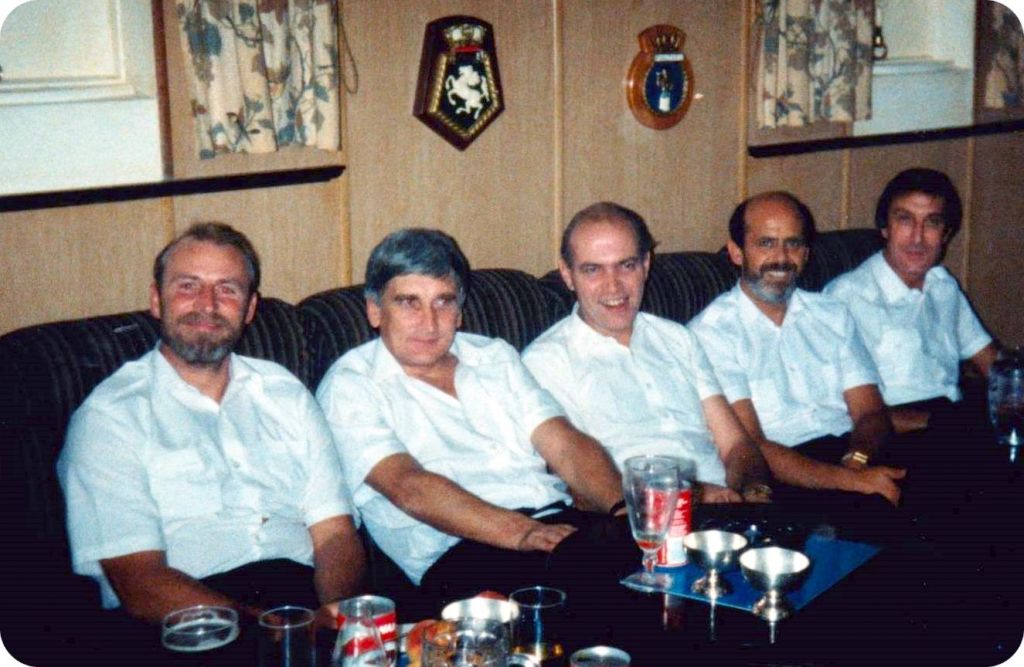 RFA Regent - 1987
L - R  Ian Chatten, Alex Sterling, Richard Board, Tony Powesland and Dave Evans (Gib  1987 ?)  Tnx to 'CornishPasty' for names.
