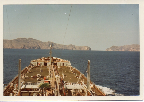 Dewdale entering/departing gulf
