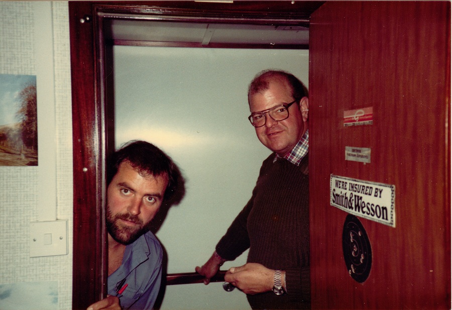 RFA FORT AUSTIN 1985
SSK Brian Fowler on right.   Jeff Wilson on the left.
Pic courtesy of Graham Gartshore
