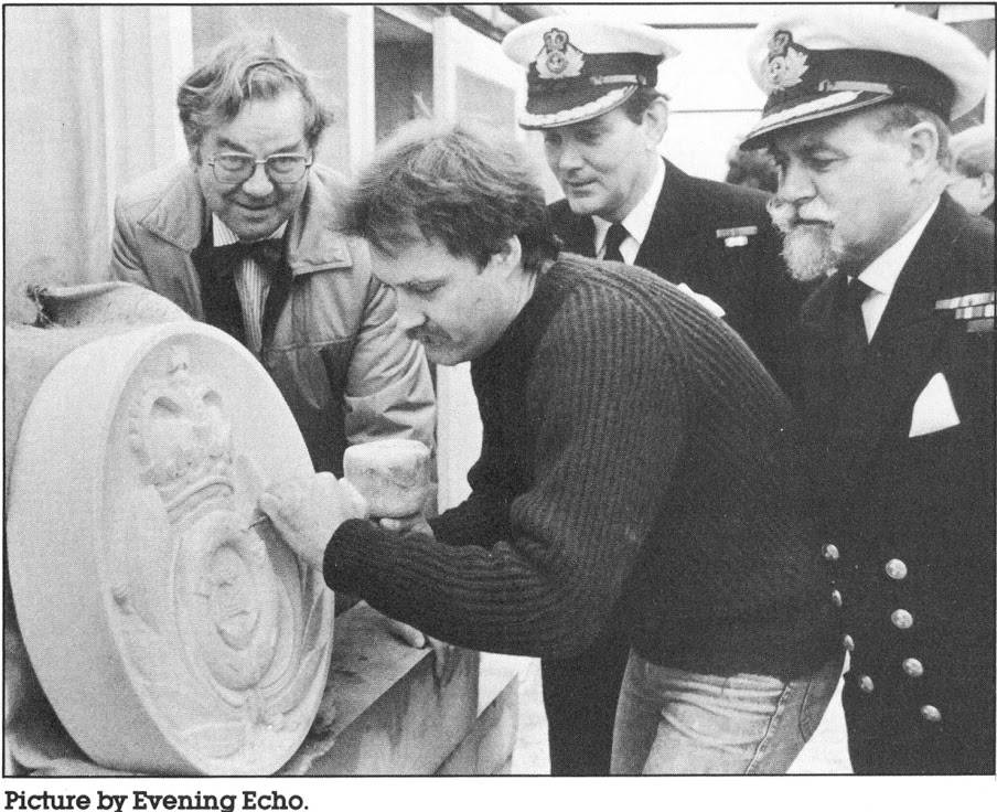 Carving the Marchwood Memorial
Mr Dick Staniland, Sculptor Mr Martin Dowding, Capt Phil Roberts & Capt Gordon Butterworth.
From Force 4 Spring 1984.
